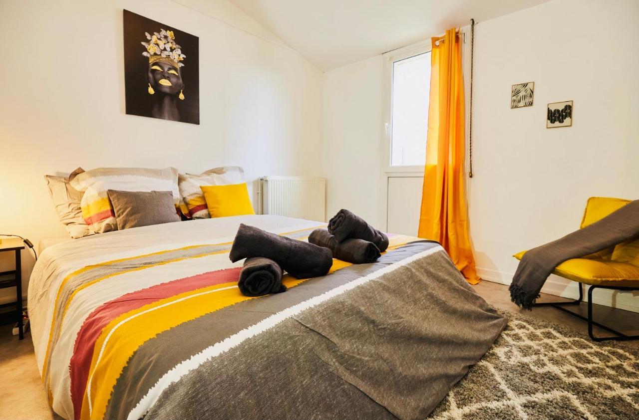 Mona Lisa : Superbe Loft Centre Ville - Parking Gratuit - Wifi Ultra Rapide-Appareil Massage-Netflix-Jeu Societe Troyes Exterior photo